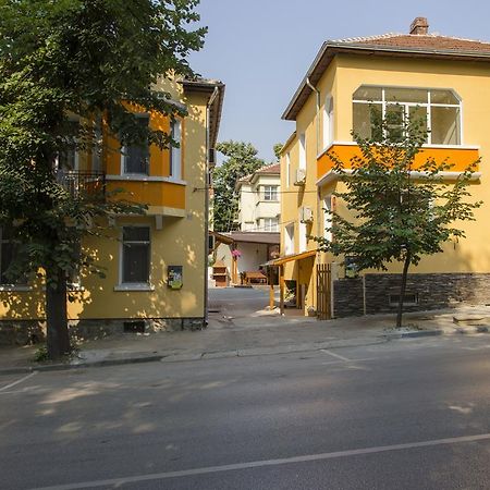 Guest House Anelim Veliko Tarnovo Exterior photo