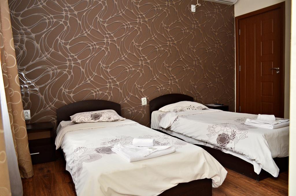 Guest House Anelim Veliko Tarnovo Exterior photo